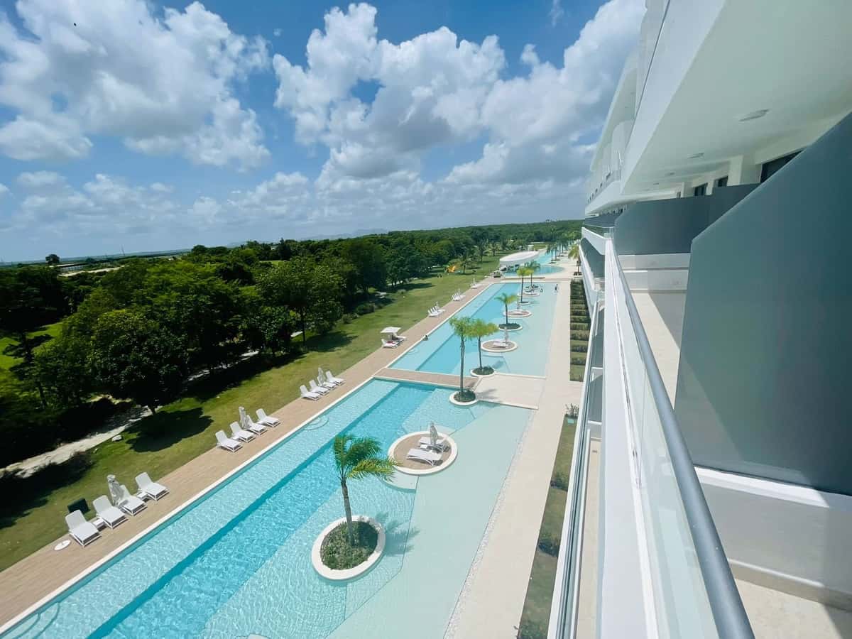 Cana RockStar 1 BR condo fully furnished and move-in ready - Bavaro / Cana Bay
