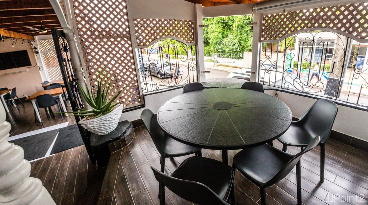 Excellent investment – Popular restaurant in Sosúa Center - Image 4