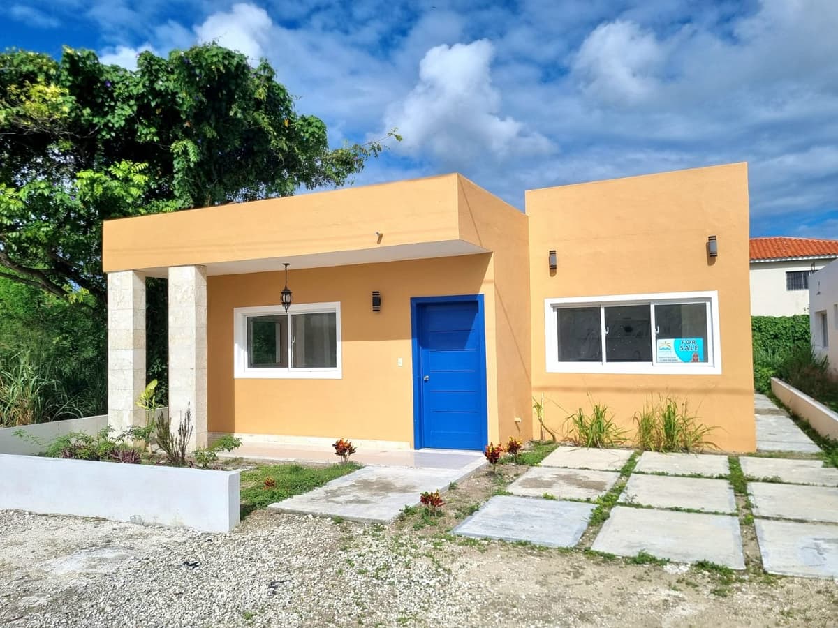 Villa Ibiscus 3 BR newly built villa move-in ready - El Ejecutivo - Image 3