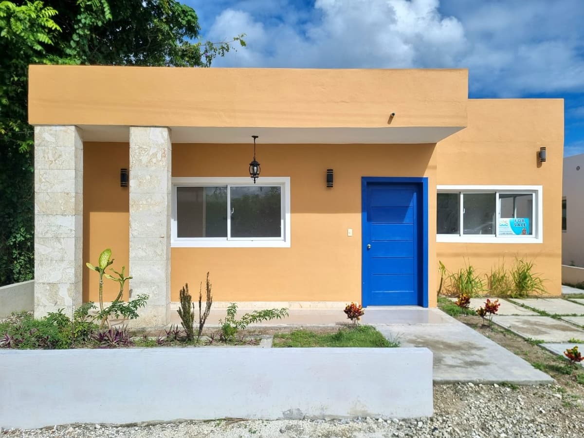 Villa Ibiscus 3 BR newly built villa move-in ready - El Ejecutivo - Image 2