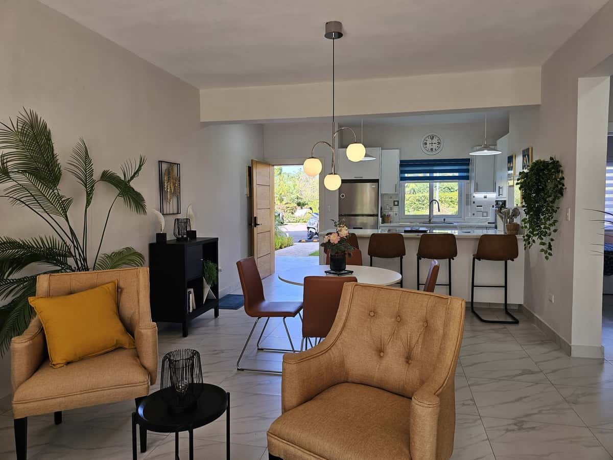 Upgraded 2BR Condo for Sale in Residencial Hispaniola