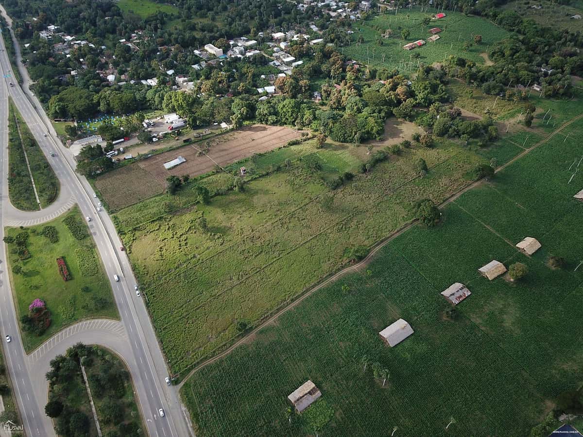 Exclusivo Solar Comercial Premium en Venta en Circunvalación Norte, Santiago