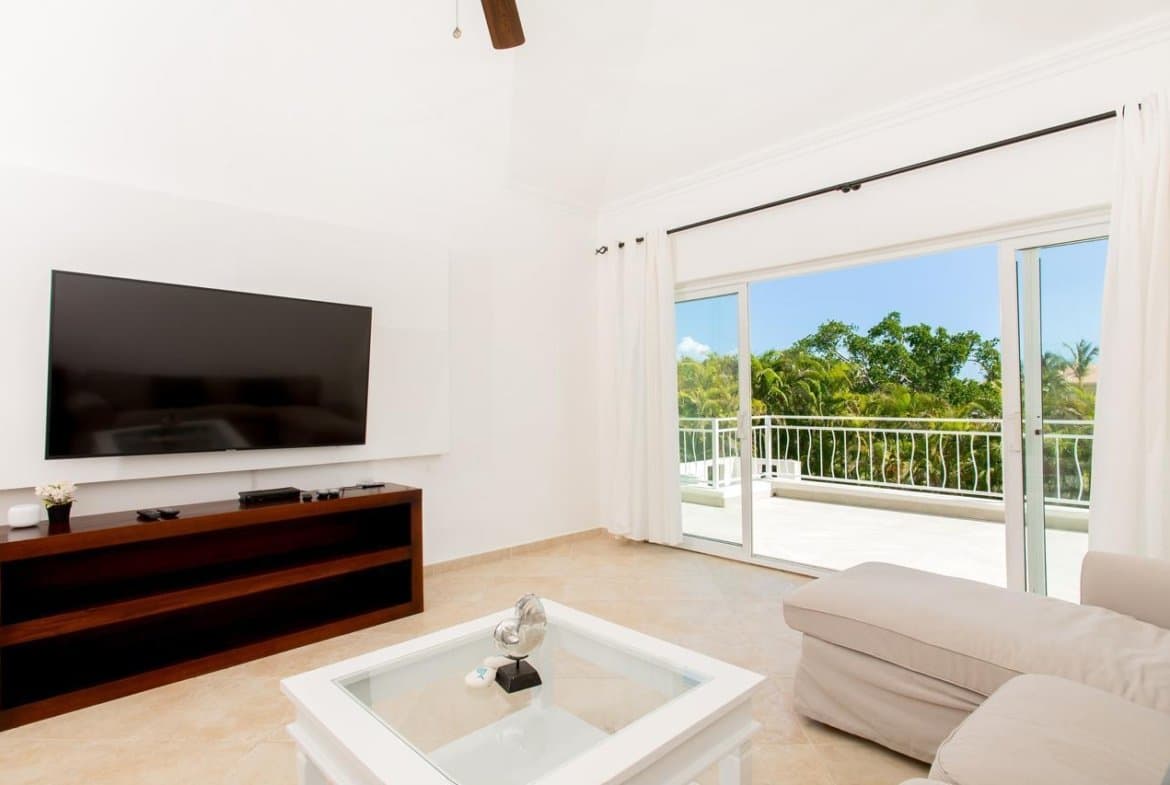 Luxurious 4 BR golf villa with spacious yard, fully furnished and move-in ready - Cocotal Golf and Country Club - Image 4