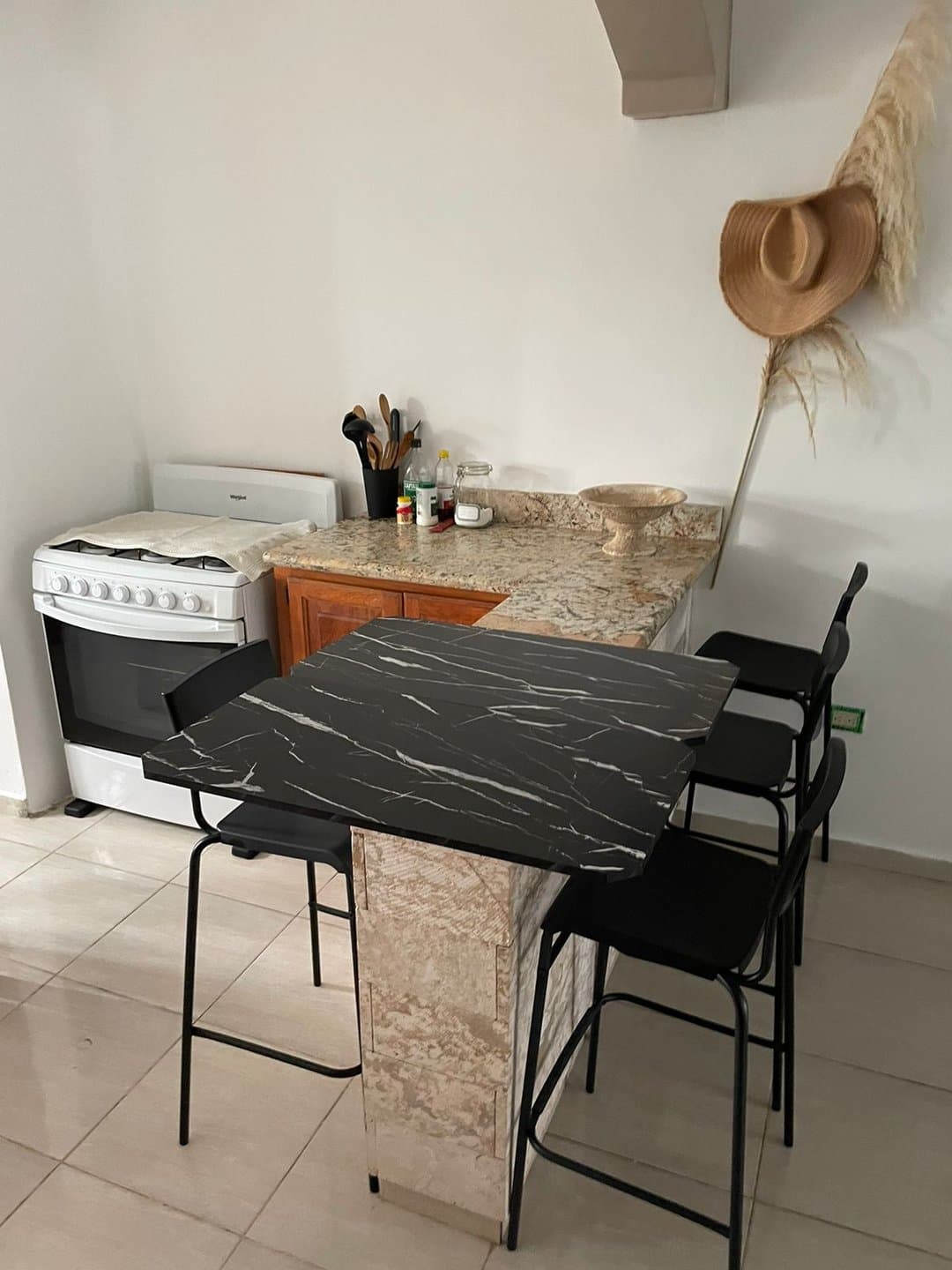 Palm Suites 2 BR condo in walking distance to the beach, fully furnished - El Cortecito - Image 5
