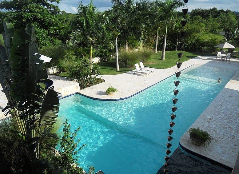 For Sale: Beautiful Villa WINDWARD in Sea Horse Ranch - Image 2