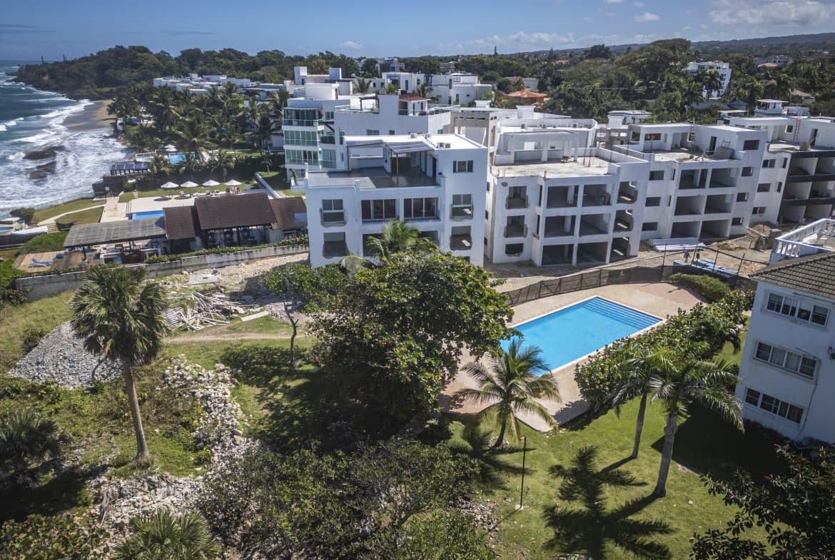 For Sale! Spectacular 3 Bedroom Oceanfront Condo In Sosua - Image 2