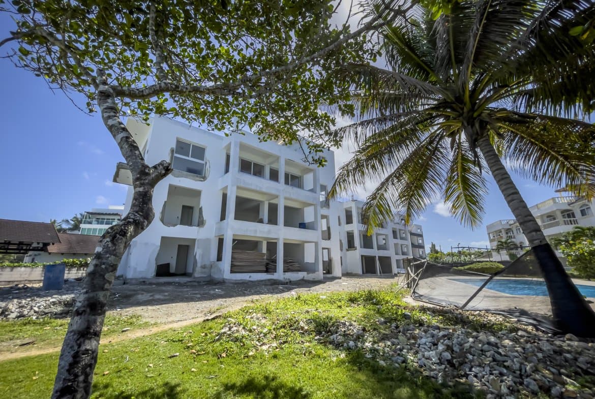 For Sale! Spectacular 3 Bedroom Oceanfront Condo In Sosua - Image 5