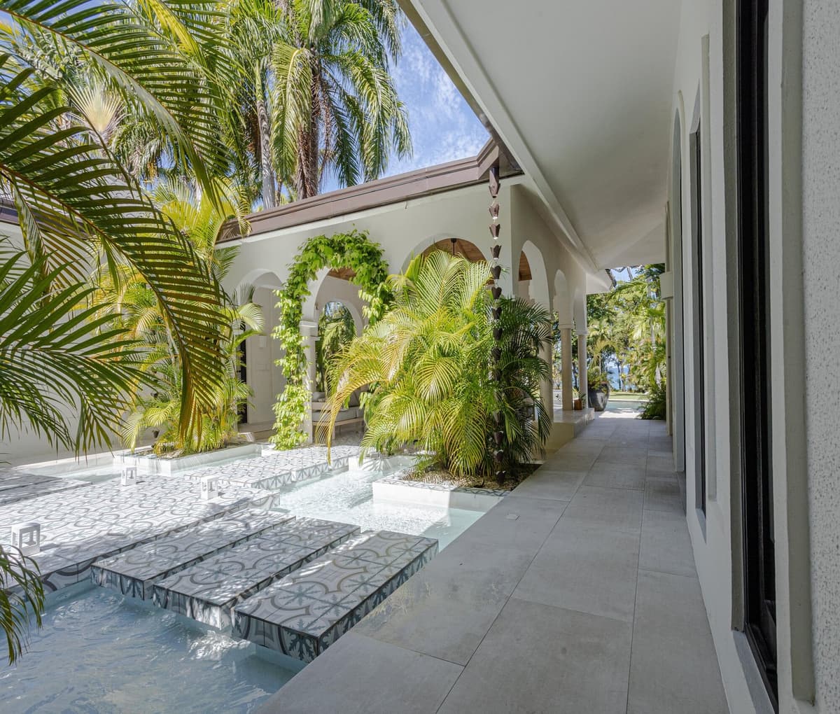 Exceptional 6-Bed Luxury Retreat Seahorse Ranch, Cabarete, Real Estate For Sale - Image 5