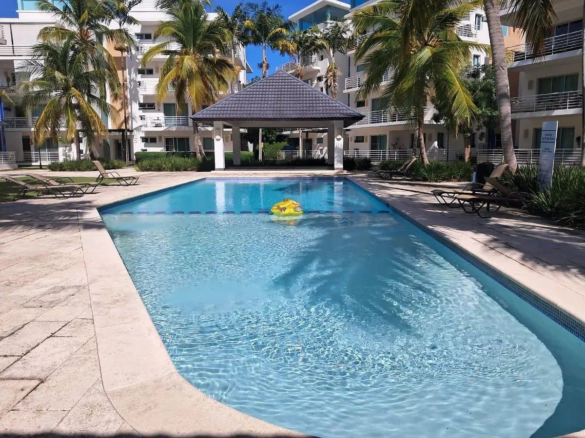 Apartamento de 1 dormitorio remodelado en Punta Cana Village - Image 2