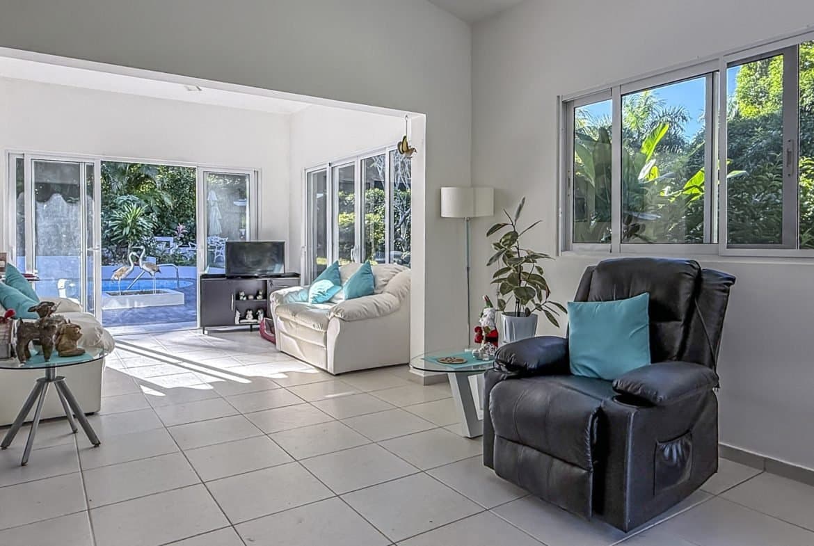 Tropical Oasis For Sale: Upgraded Colibri Villa with Private Garden & Waterfall - Image 5