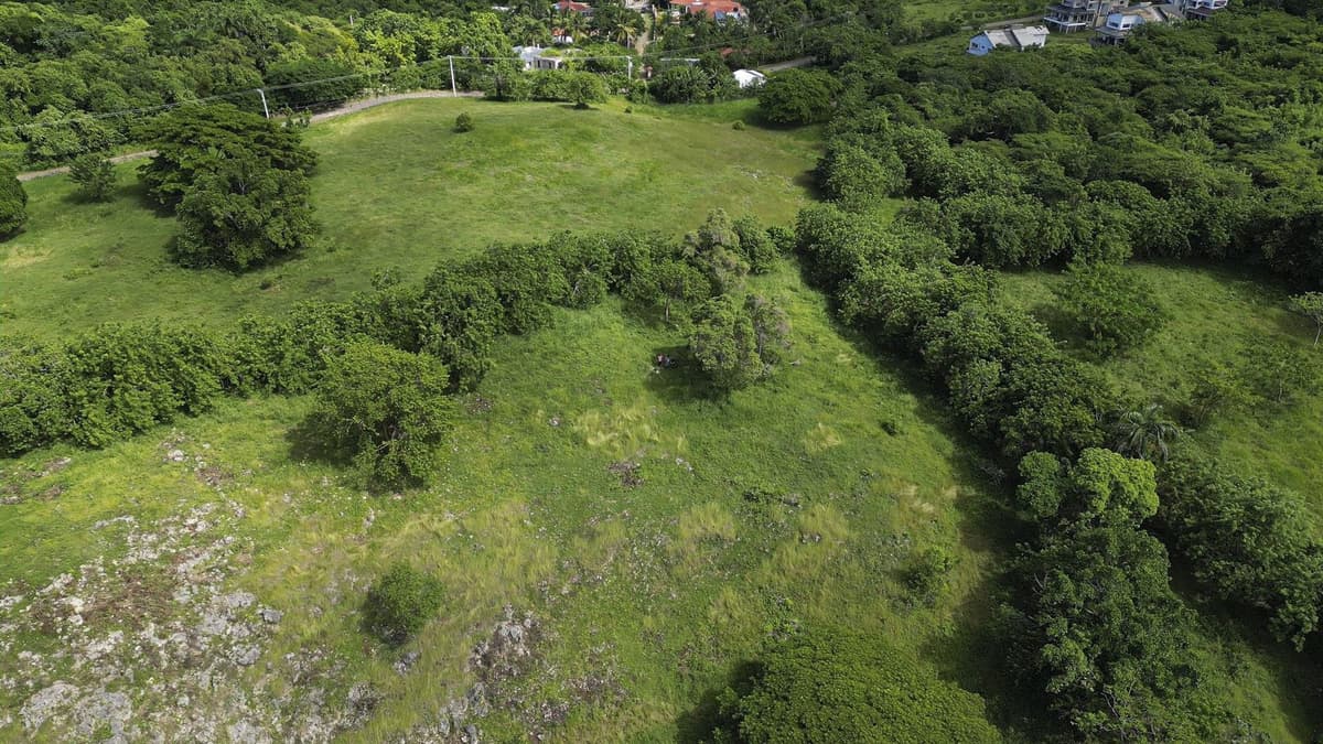 76 Acres Prime Development Land L 4082 LM - Image 4