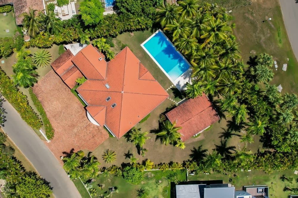 Tropical Style Caribbean Villa for Sale in Sea Horse Ranch | Classic Style Caribbean - Image 2