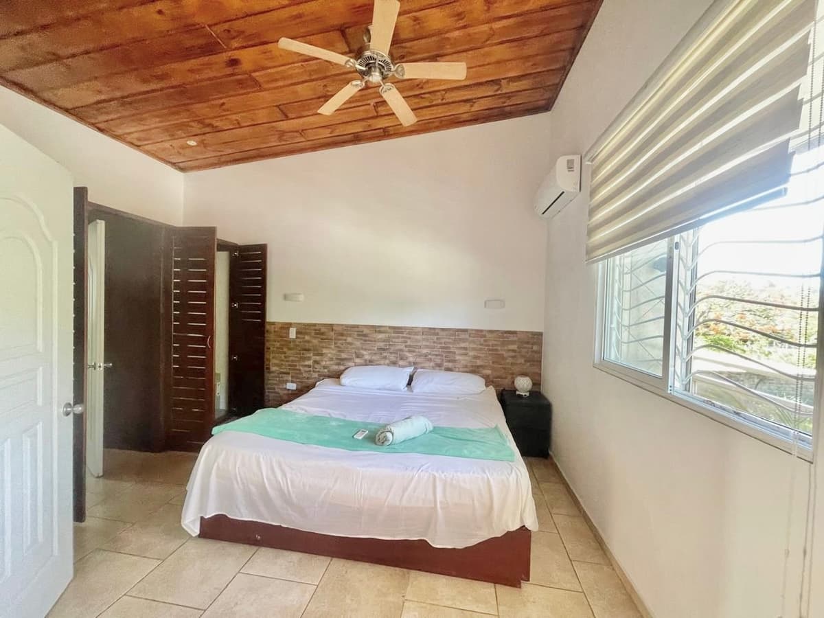 8-Unit Apartment Building For Sale, Sosúa - Image 2