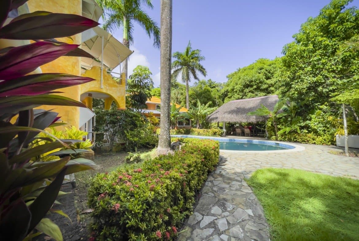 Charming B&B Just Steps To The Beach, For Sale - Image 5