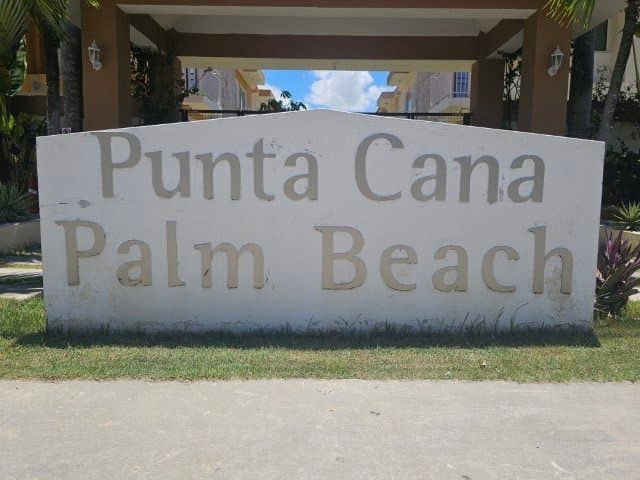 Punta Cana Palm Beach beautiful 2 BR town house fully equipped and move-in ready, great Airbnb property - Costa Bavaro - Image 2