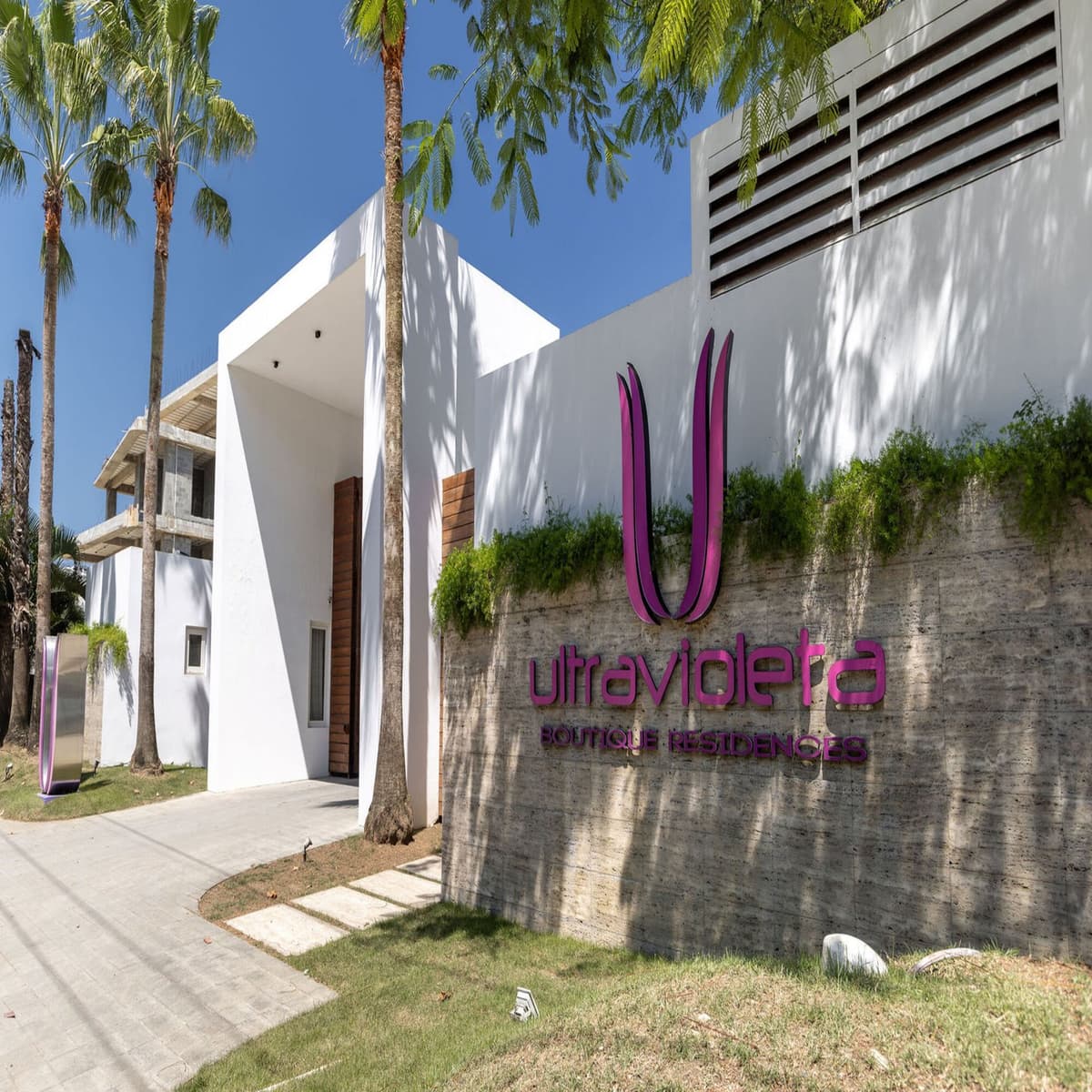 Luxury Beach-front condo in Cabarete Bay - Image 3