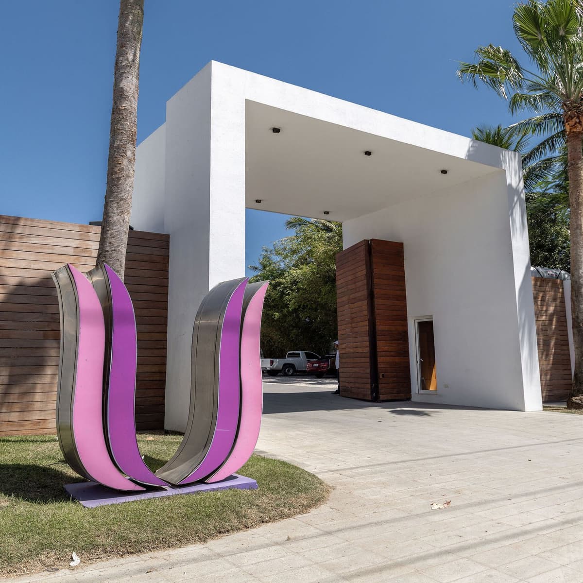 Luxury Beach-front condo in Cabarete Bay - Image 2