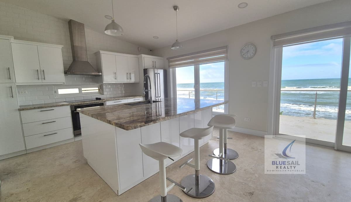 Luxurious Beachfront 2 Bedroom Villa in Cabarete - Image 3