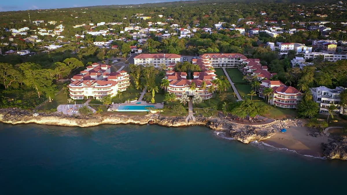 3 Bedroom Pre-Construction For Sale - Image 2