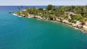 Lot with 1260 m2 ocean front - La Romana - Image 2