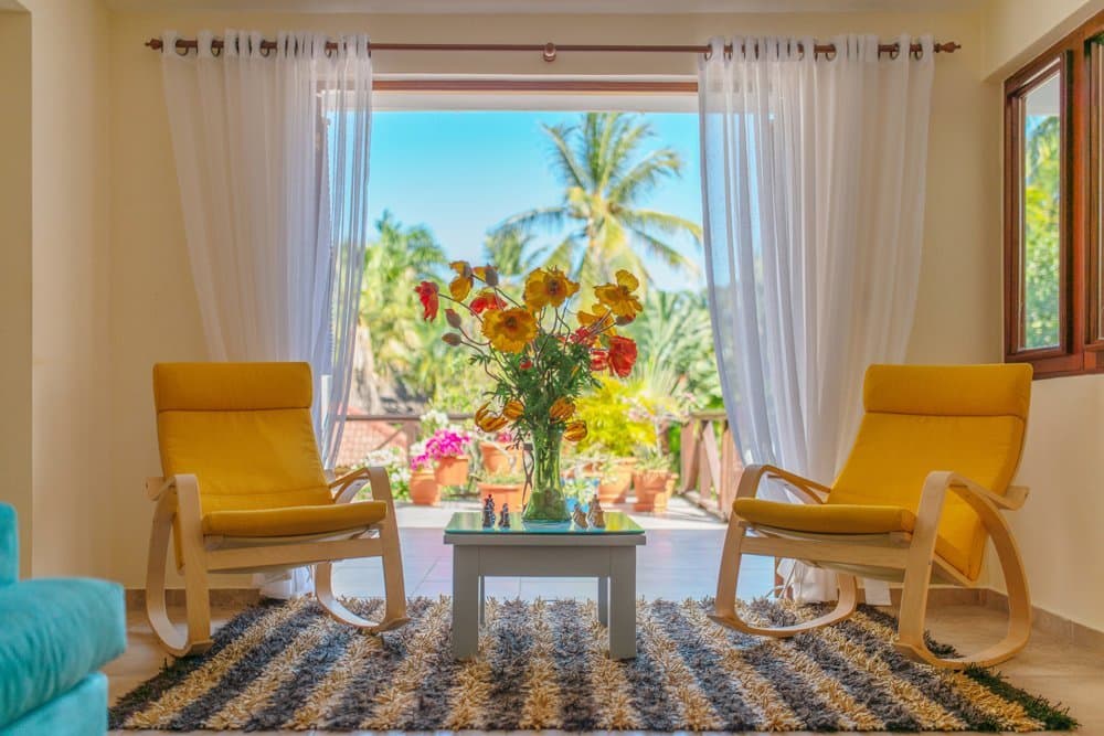 Tropical home for sale Seahorse Ranch - Image 2
