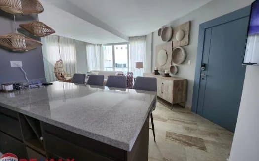 EXCLUSIVE BEACHFRONT PENTHOUSE - Image 4