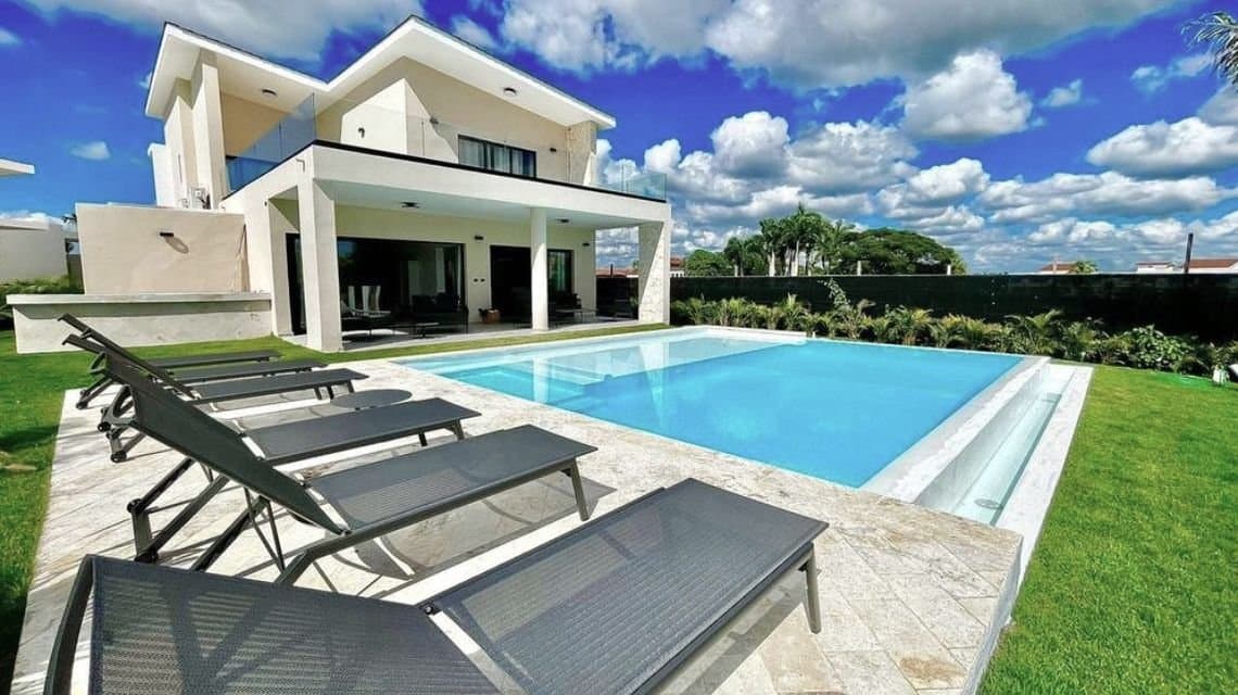 Private Villa In La Estancia Golf Camp; Resort