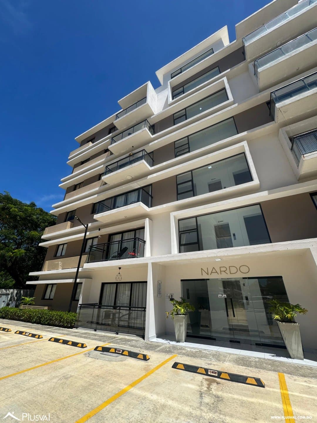 Apartamento C-301 en Venta próximo a la Ave. Hispanoamericana - Image 2