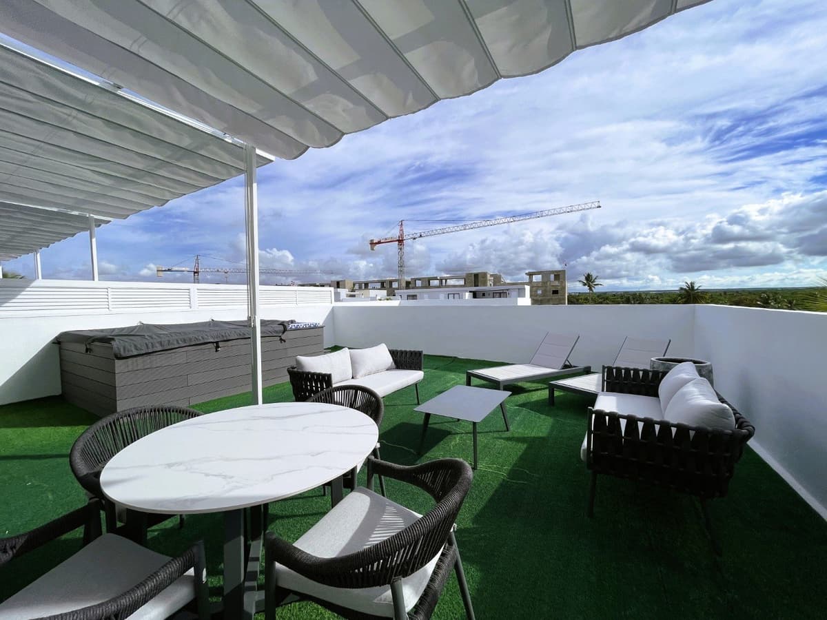 Your Private Penthouse w/jacuzzi Oasis - Image 4