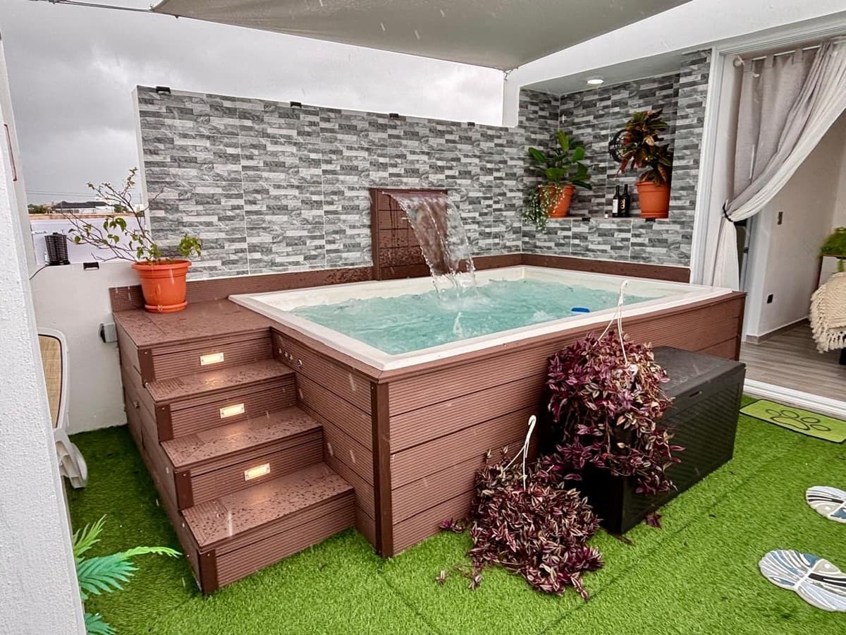 3-Level Villa with Private Rooftop Oasis & Guest Suite - Image 4