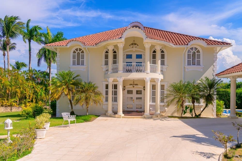 Elegant Tropical Villa for Sale in Sea Horse Ranch, SosĂșa - Image 3