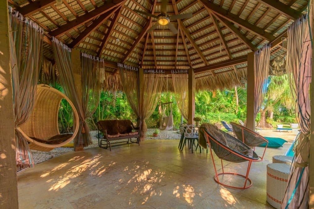 4 Bedroom Renovated Caribbean Villa for Sale in Sea Horse Ranch - Image 3
