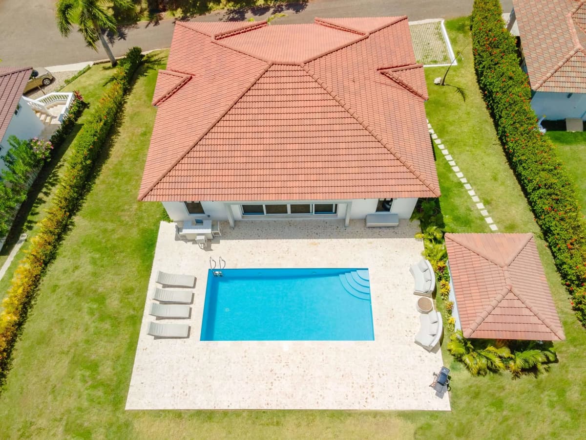 Modern 4-Bedroom Villa with Private Pool in Sosúa - Image 3
