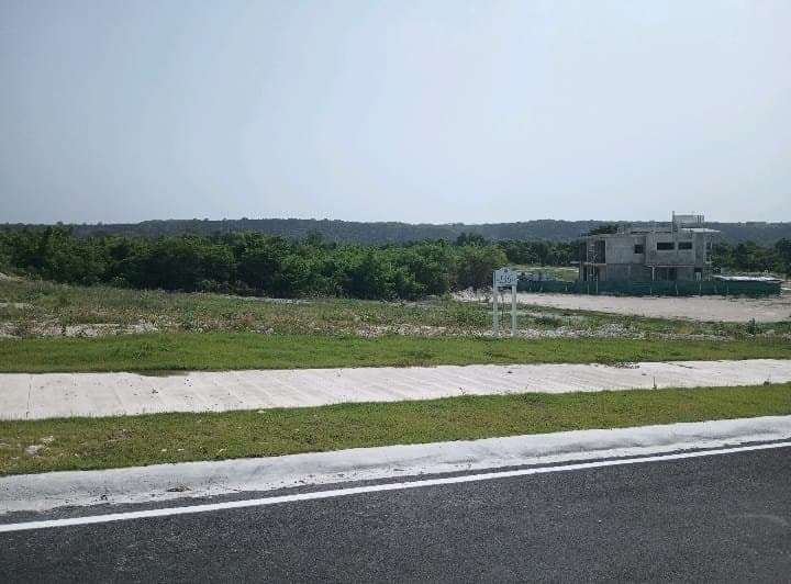 Exclusive lot to build your dream home in Caletón Residences - Cap Cana - Image 5