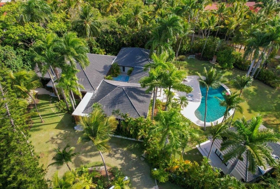 Stunning Villa Sunset For Sale in Prestigious Community - Image 3