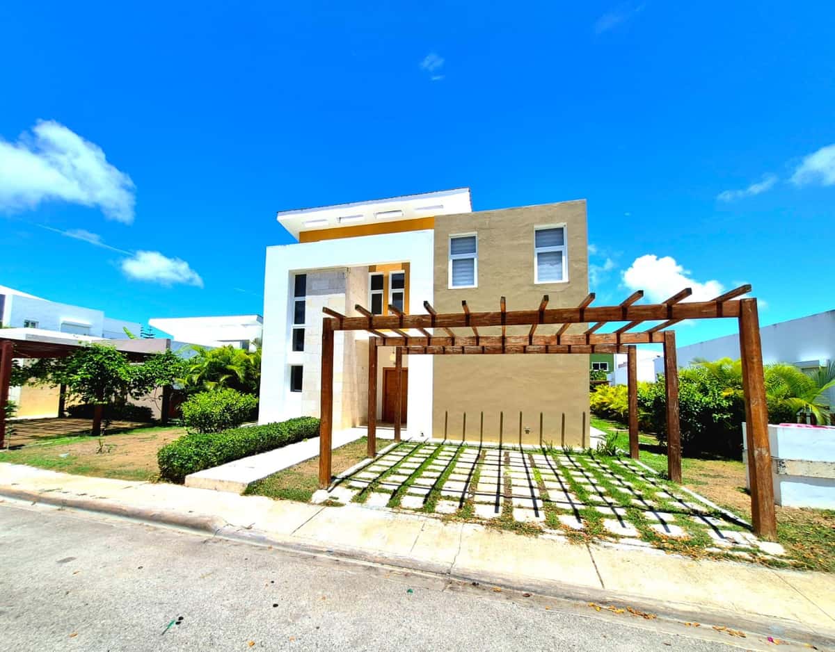 Oasis del Lago modern and spacious 3 BR Villa on two levels – Vista Cana