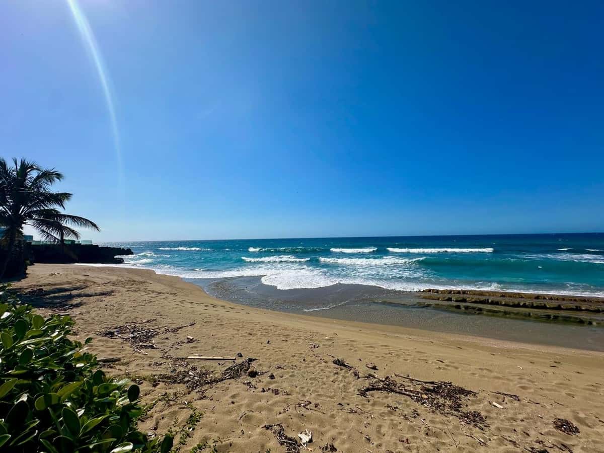 Rare Oceanfront Lot in Playa Laguna, Sosúa