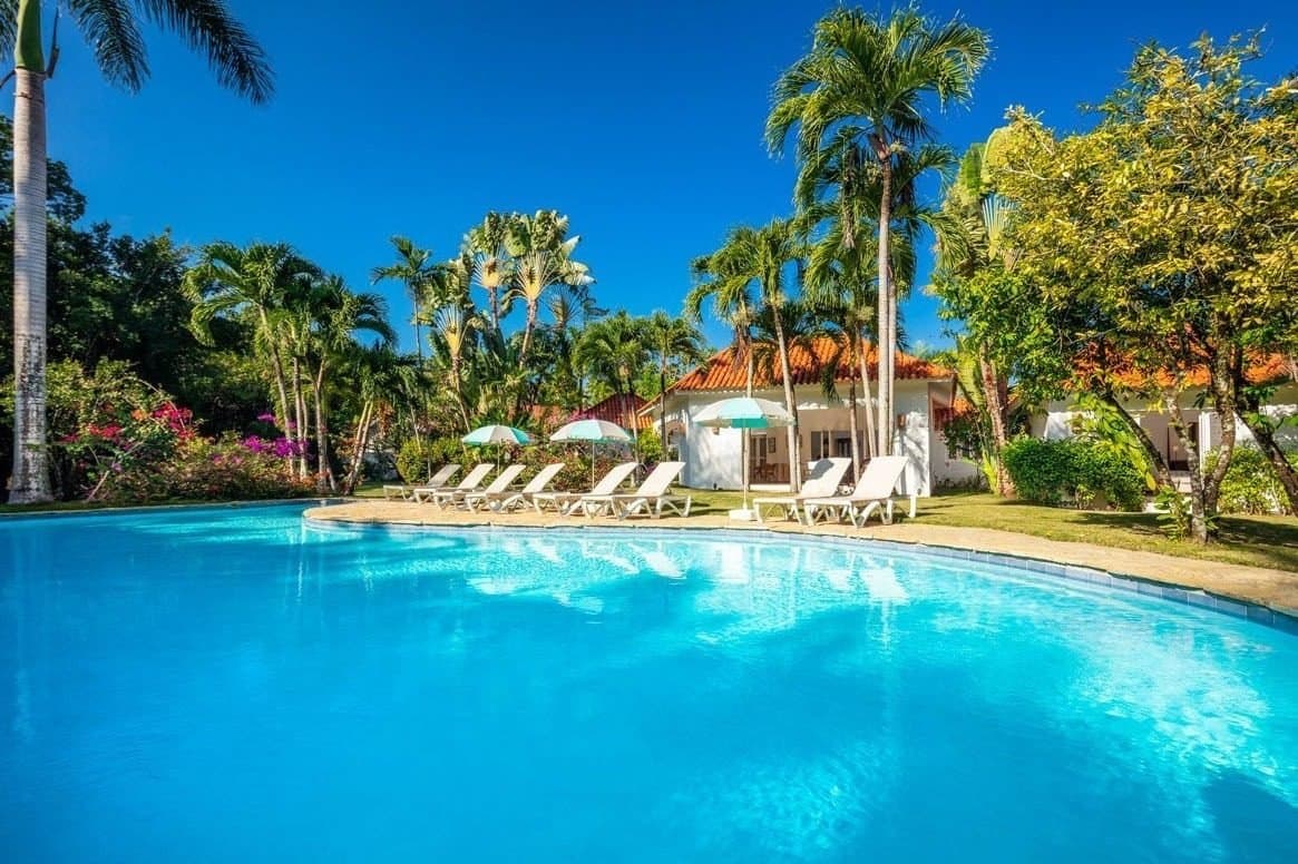 Villa Blanca a Caribbean estate in absolute prime location - Image 2