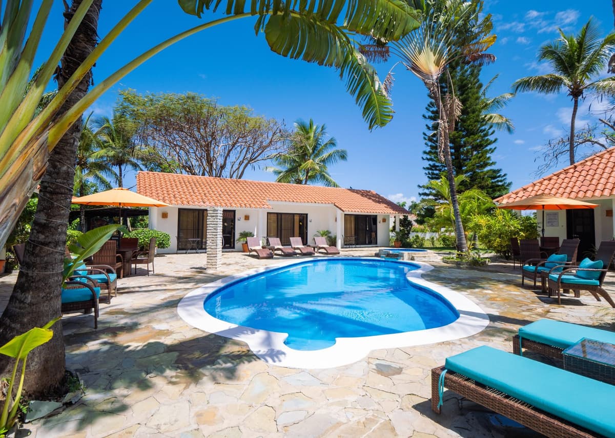 Boutique Hotel for Sale in Sosúa – Garden by the Sea - Image 4