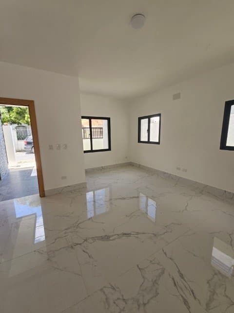 El Ejecutivo new 3 BR villa on one level with picuzzy, move-in ready - El Ejecutivo - Image 5