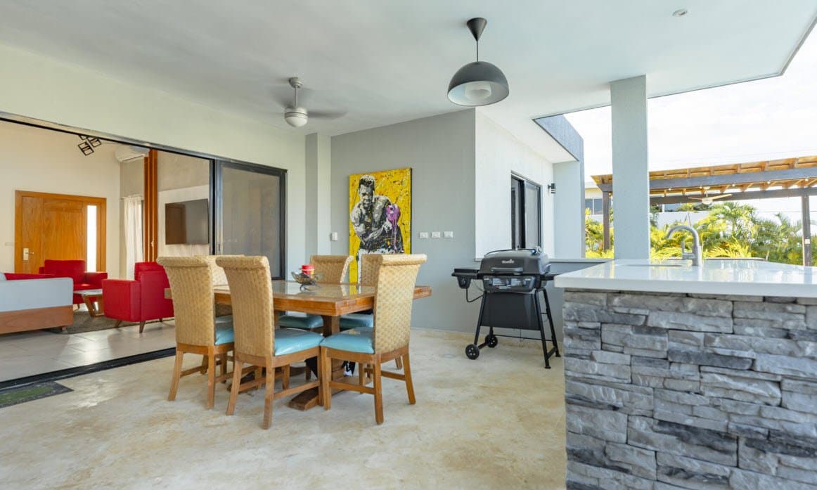 For Sale in Casa Linda Beautiful Villa SUNSEEKER | BuyDRProperty - Image 4