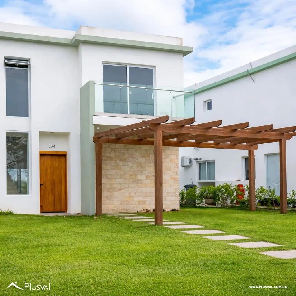 Villa estilo Duplex de 2 niveles dentro del exclusivo proyecto Vista Cana - Image 2