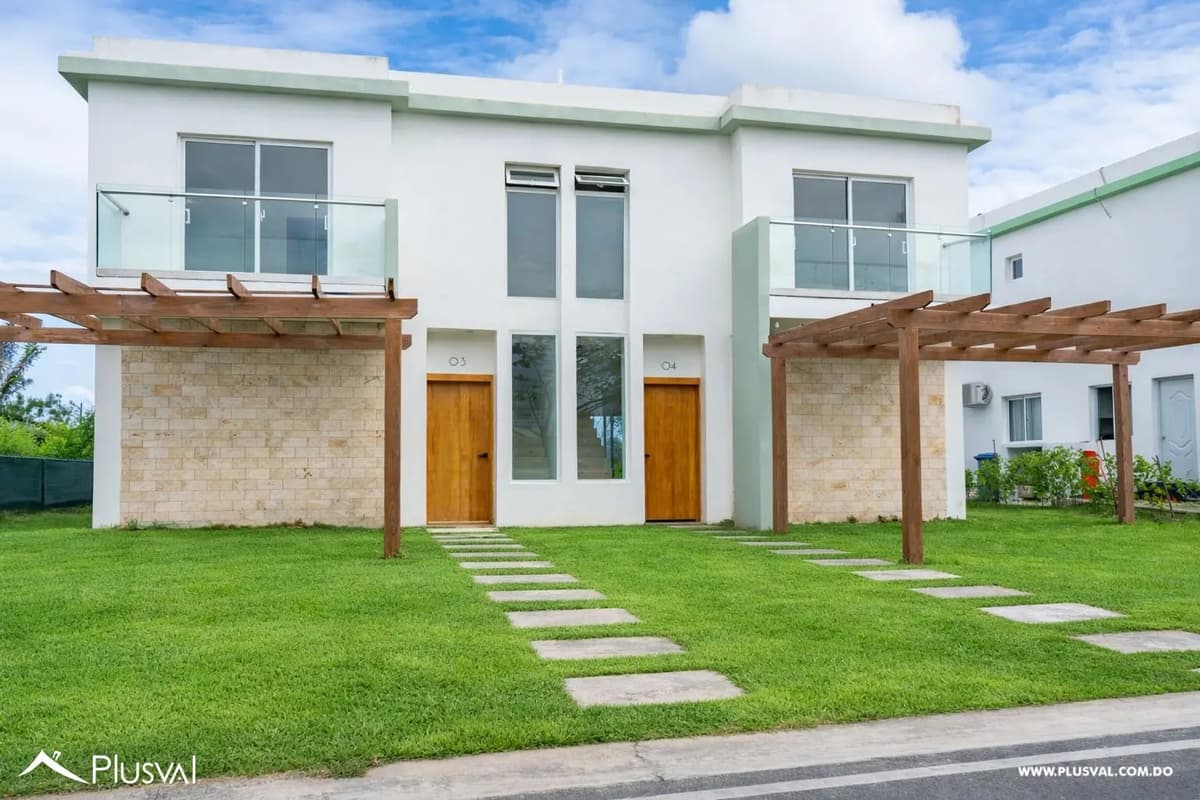 Villa estilo Duplex de 2 niveles dentro del exclusivo proyecto Vista Cana - Image 3