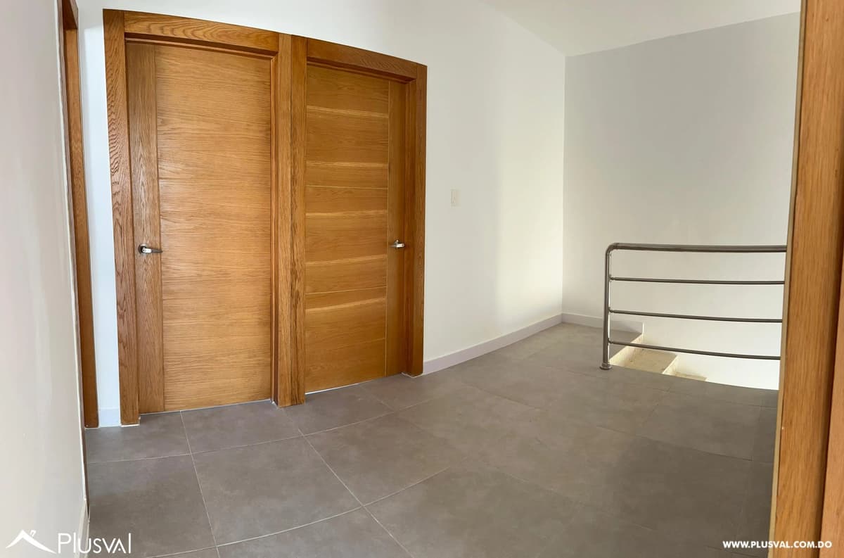 Villa estilo Duplex de 2 niveles dentro del exclusivo proyecto Vista Cana - Image 5