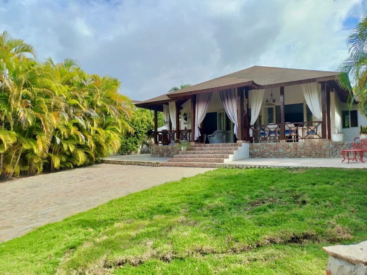 Private Tropical Villa for Sale in Playa Laguna, Sosúa - Image 2