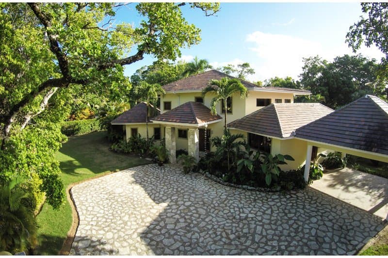 Luxury Mediterranean Villa for Sale in Sosúa - Image 3