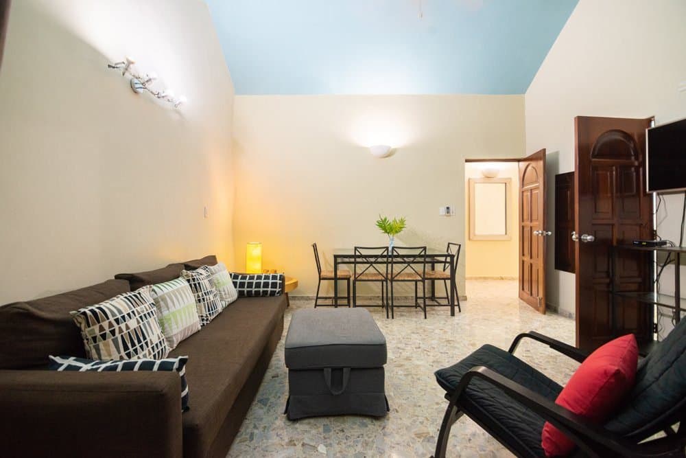 Your Villa LUNA Oceanfront Escape: Beautiful 4 Bedroom For Sale - Image 4