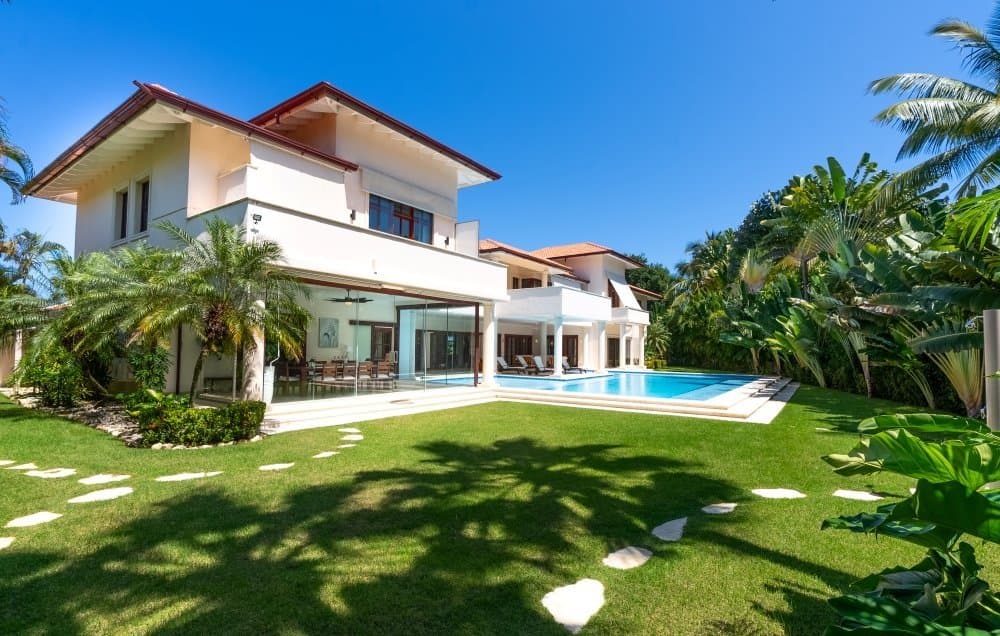 Expansive Luxury Villa in Sea Horse Ranch, Dolce Vita - Image 2