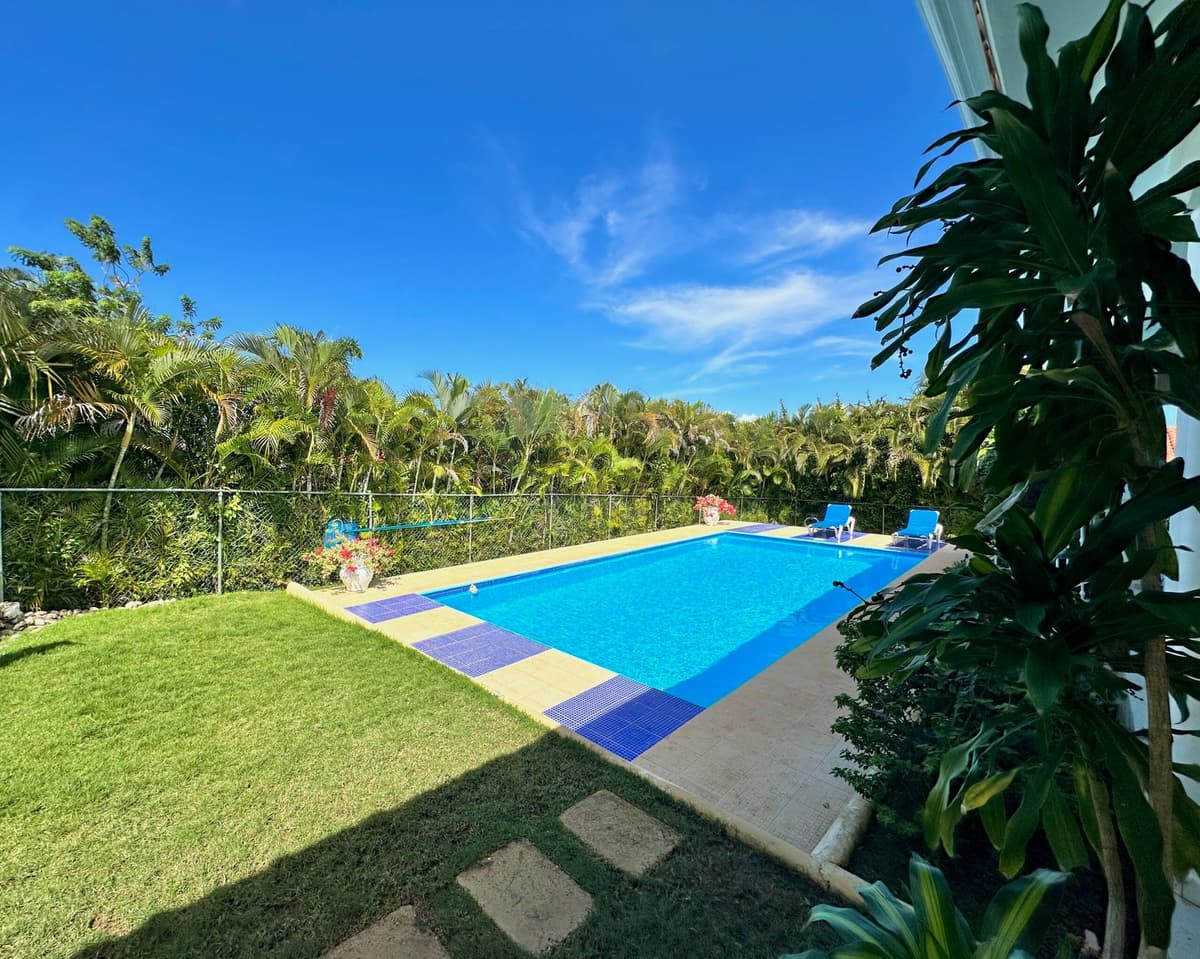 Casa Linda Phase 3-6 – Spacious 4-bedroom villa for sale - Image 2