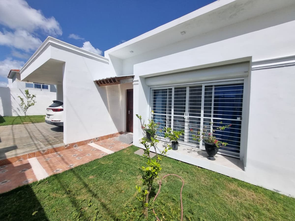 3 BR private villa with pool, fully furnished - El Ejecutivo - Image 2